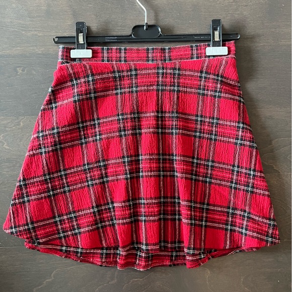 Garage Skirt NWOT - Picture 3 of 5